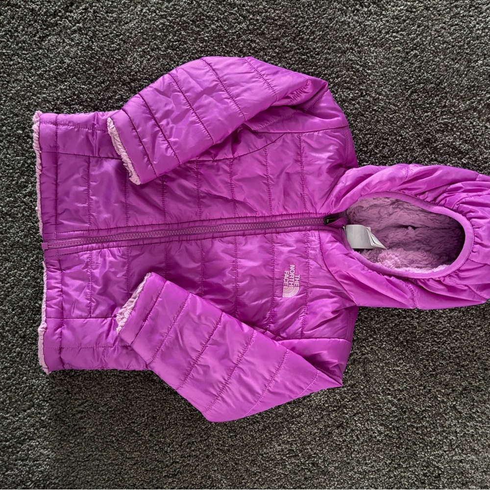 The North Face Reversible Mossbud Fuchsia Fleece-Lined Jacket